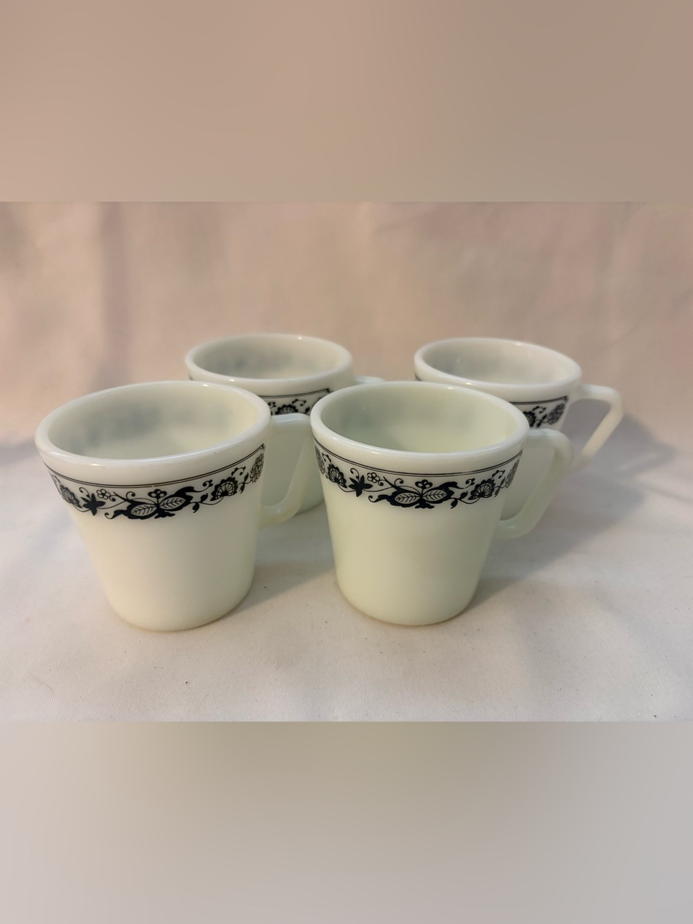 4-pyrex blue onion, coffee mugs